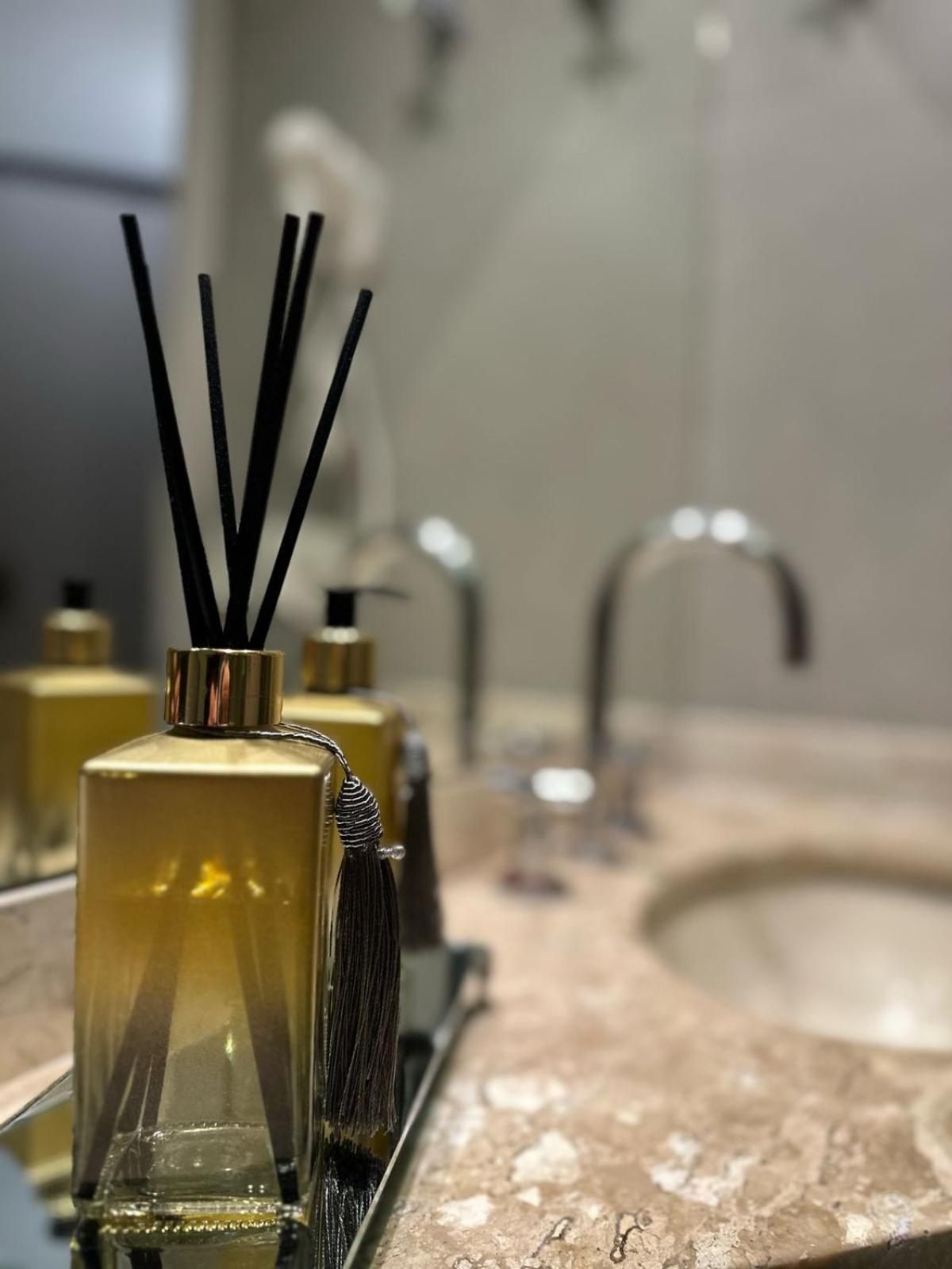 Apartamento Flat Service E Sala E Garagem